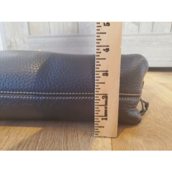 Dooney & Bourke Bkack Leather Pebble Small East/West Slouch Handbag Purse - Picture 12 of 12